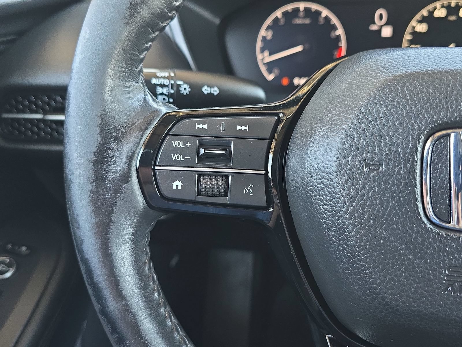 Certified 2024 Honda HR-V EX-L image 16