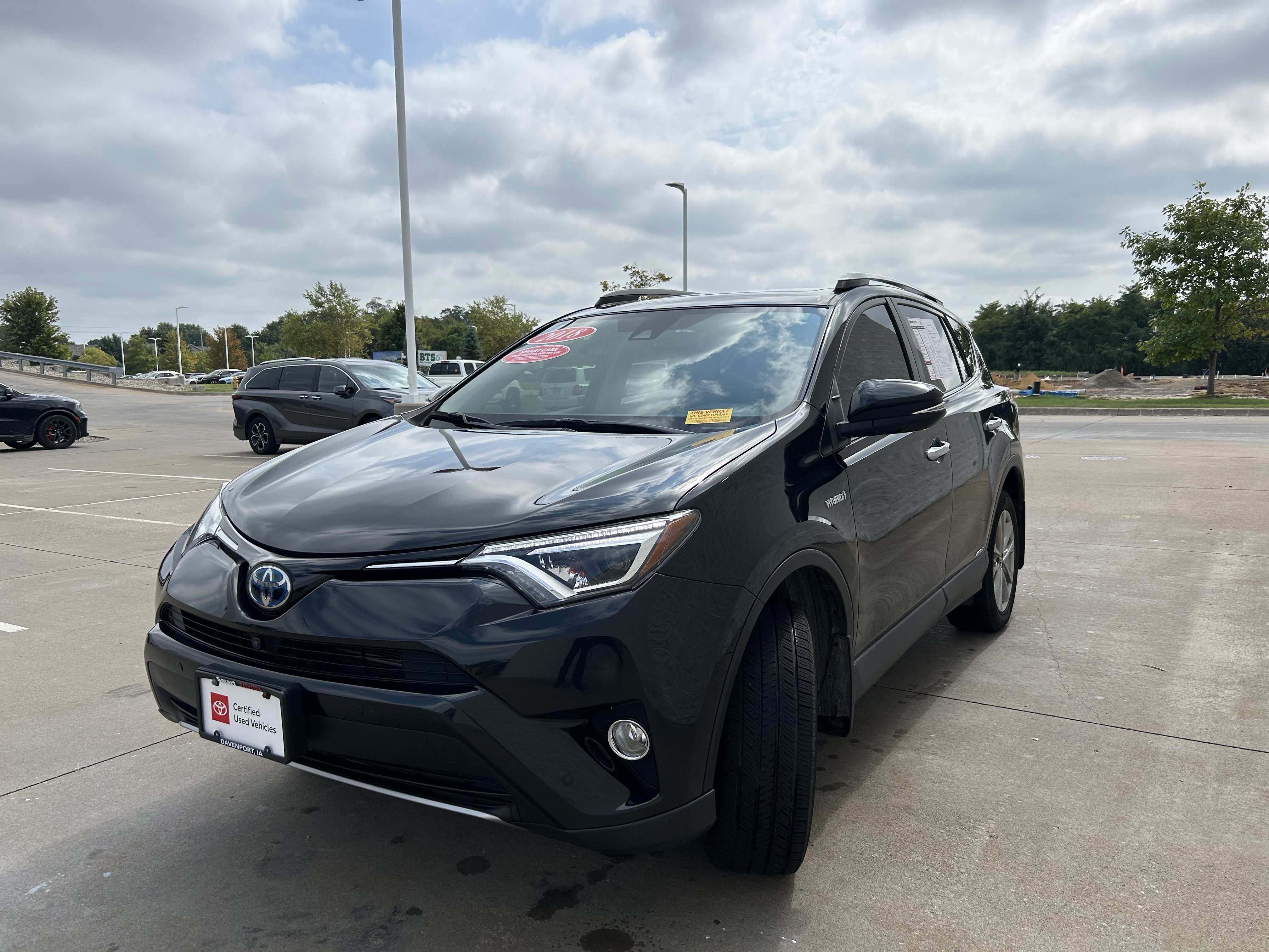 Certified 2018 Toyota RAV4 Limited w/ Advanced Technology Package AWD/4WD image 2