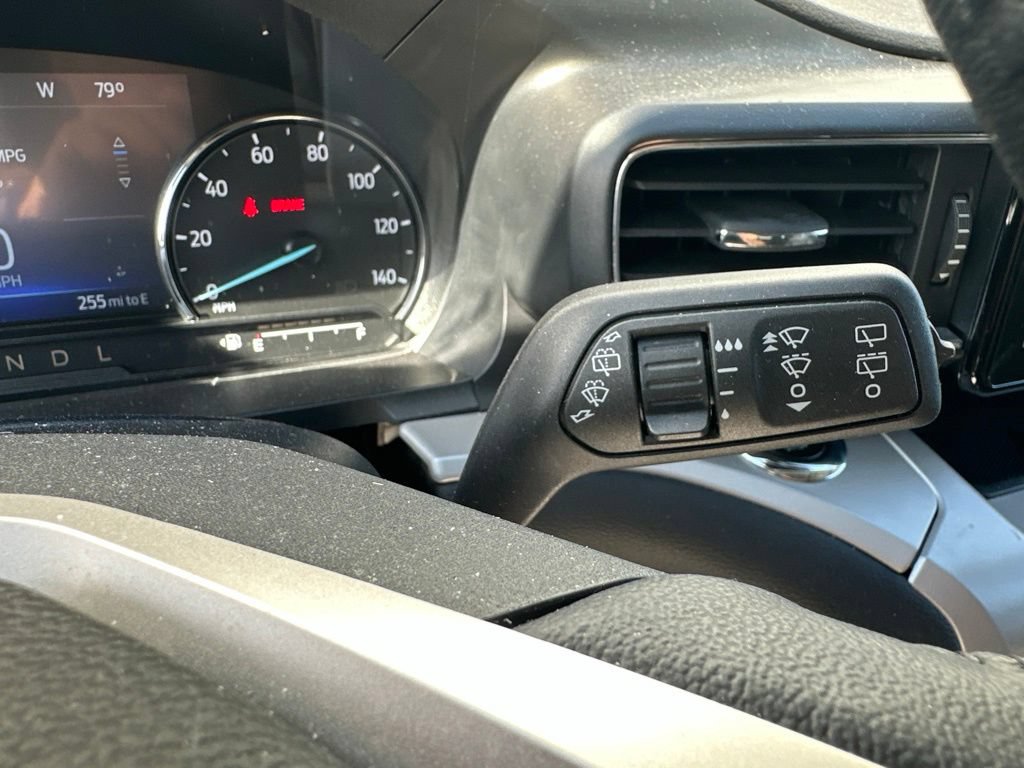 Used 2024 Ford Explorer XLT w/ Equipment Group 202A AWD/4WD image 40