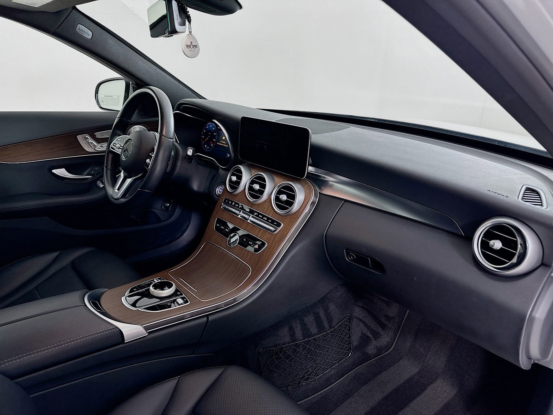 Used 2021 Mercedes-Benz C 300 Sedan image 31