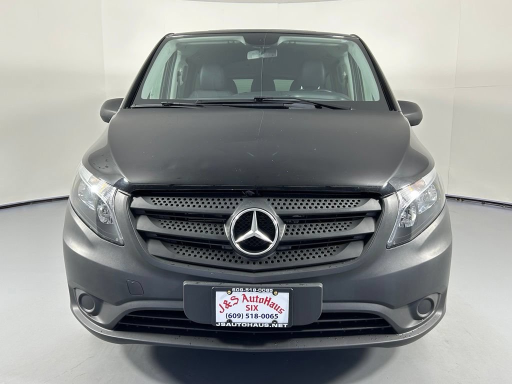 Used 2019 Mercedes-Benz Metris Passenger image 2
