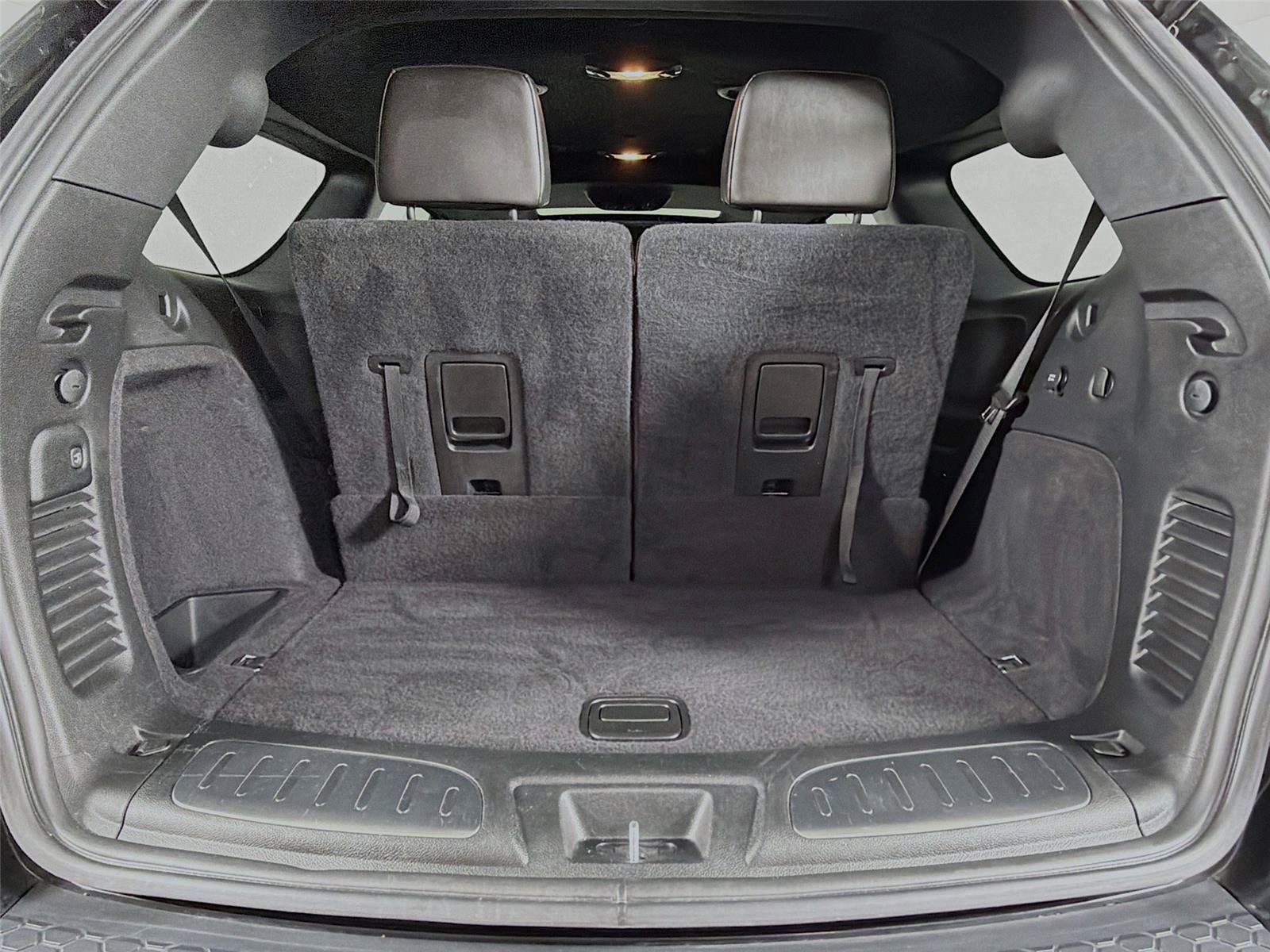 Used 2025 Dodge Durango R/T AWD/4WD image 14