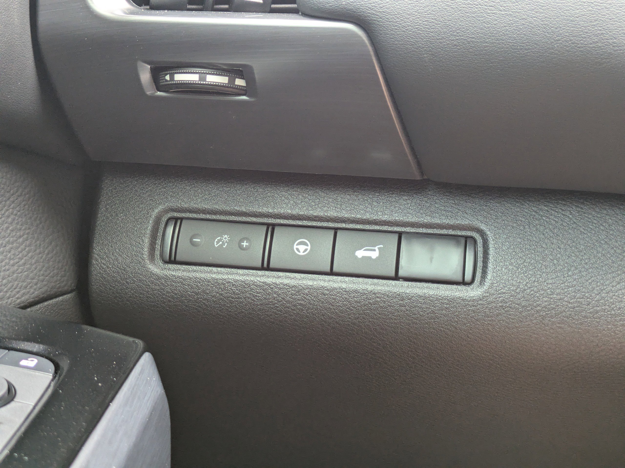 New 2026 Nissan Pathfinder SL AWD/4WD image 28