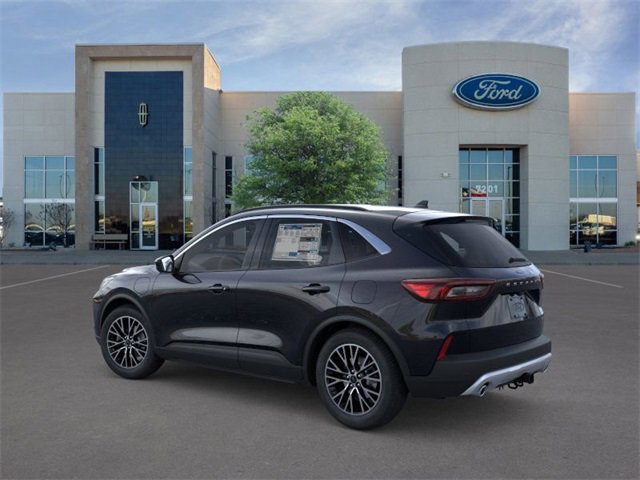 New 2025 Ford Escape SE w/ Class II Trailer Tow Package image 4