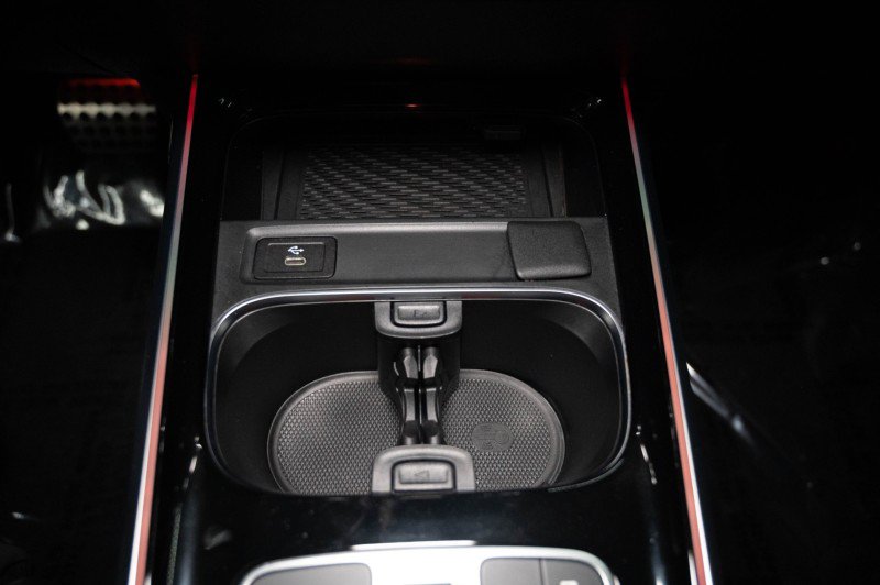 Certified 2026 Mercedes-Benz GLB 250 4MATIC image 35