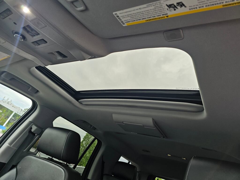 Used 2018 Chevrolet Tahoe LT AWD/4WD image 11
