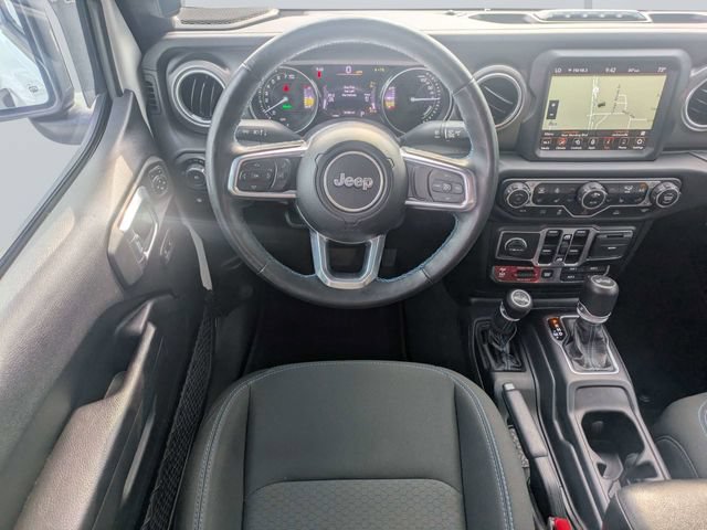 Used 2021 Jeep Wrangler Unlimited Rubicon 4xe w/ Cold Weather Group AWD/4WD image 16