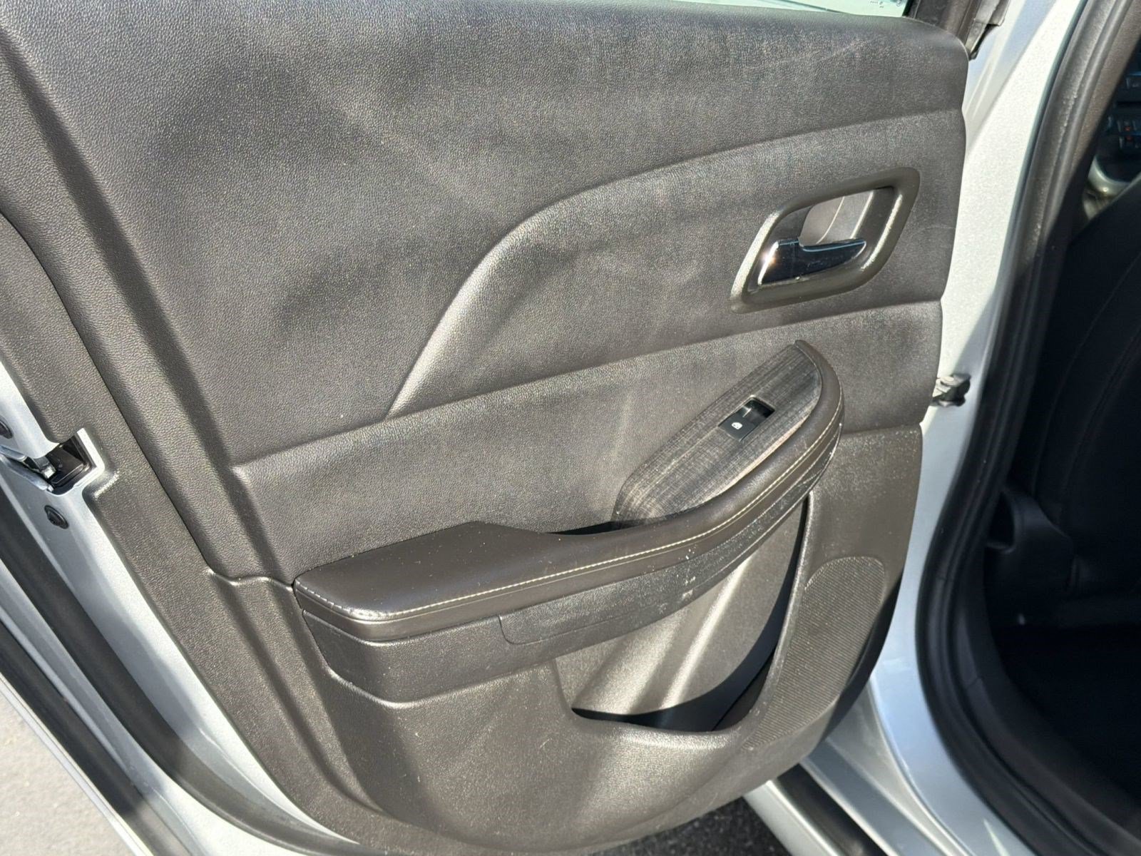 Used 2014 Chevrolet Malibu LT FWD image 32