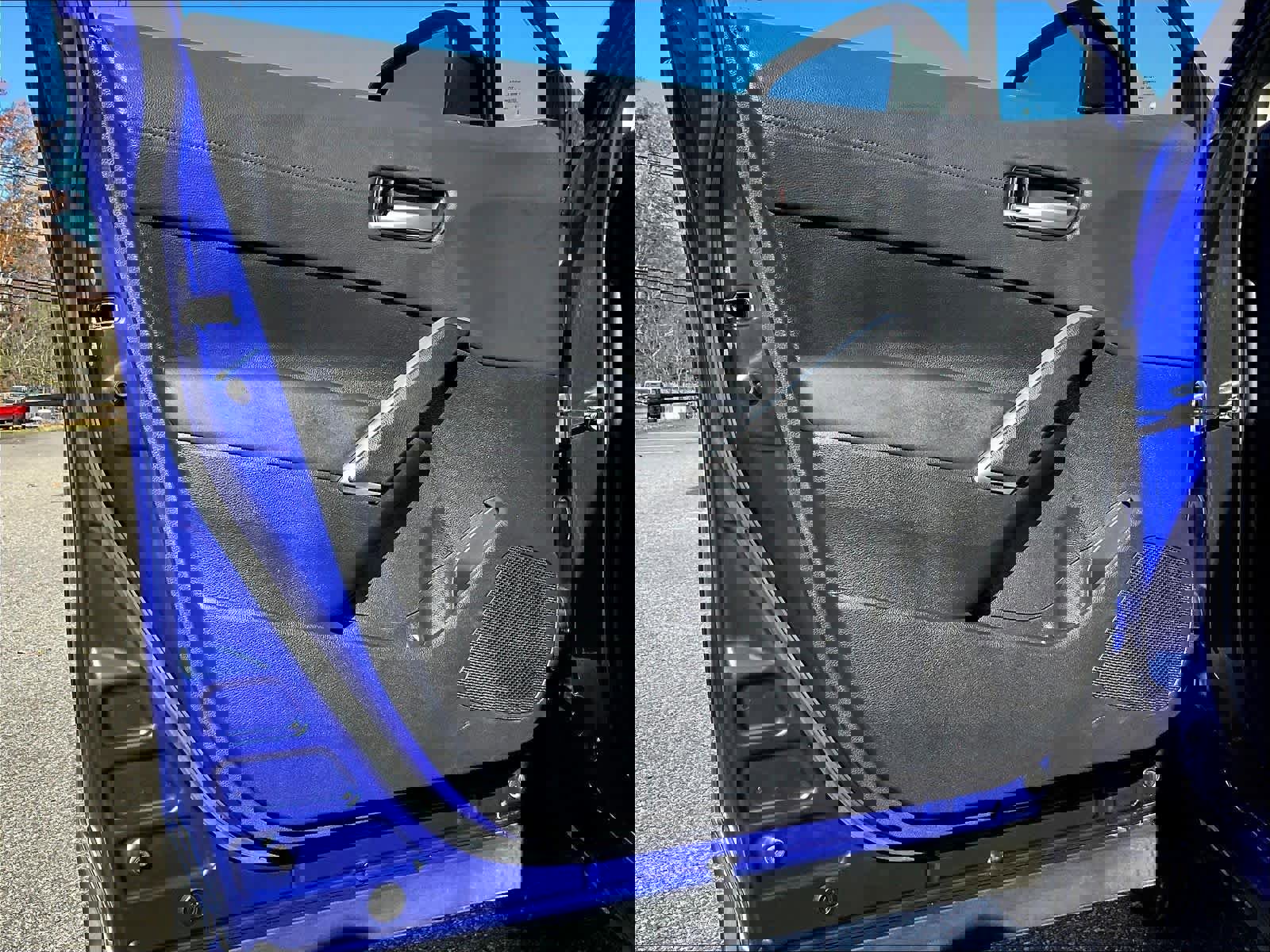 Used 2022 Toyota Corolla Cross XLE w/ Convenience Package image 9