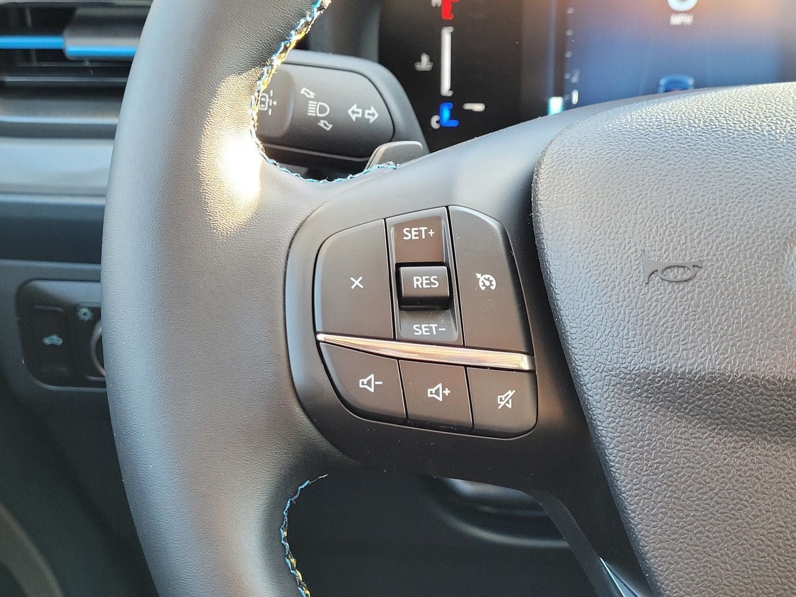 New 2026 Ford Maverick Lobo AWD/4WD image 17