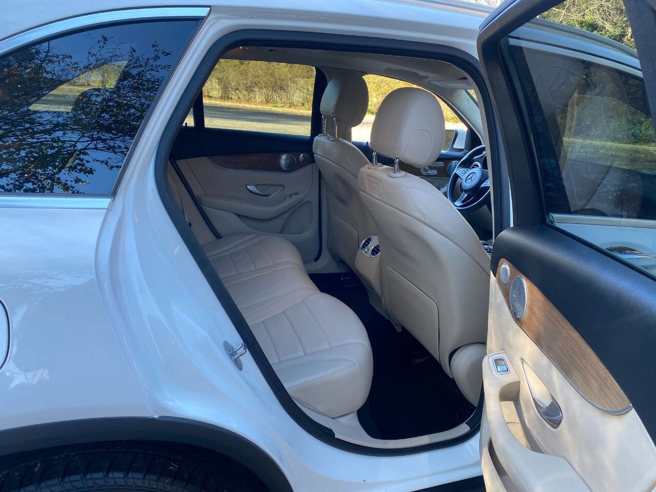 Used 2019 Mercedes-Benz GLC 300 image 54