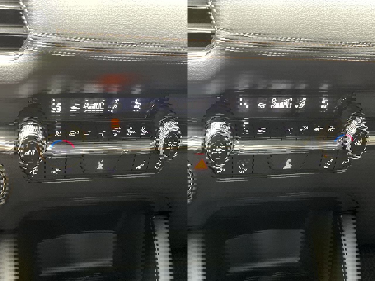 New 2025 MAZDA MAZDA3 Hatchback w/Premium Plus Pkg image 22