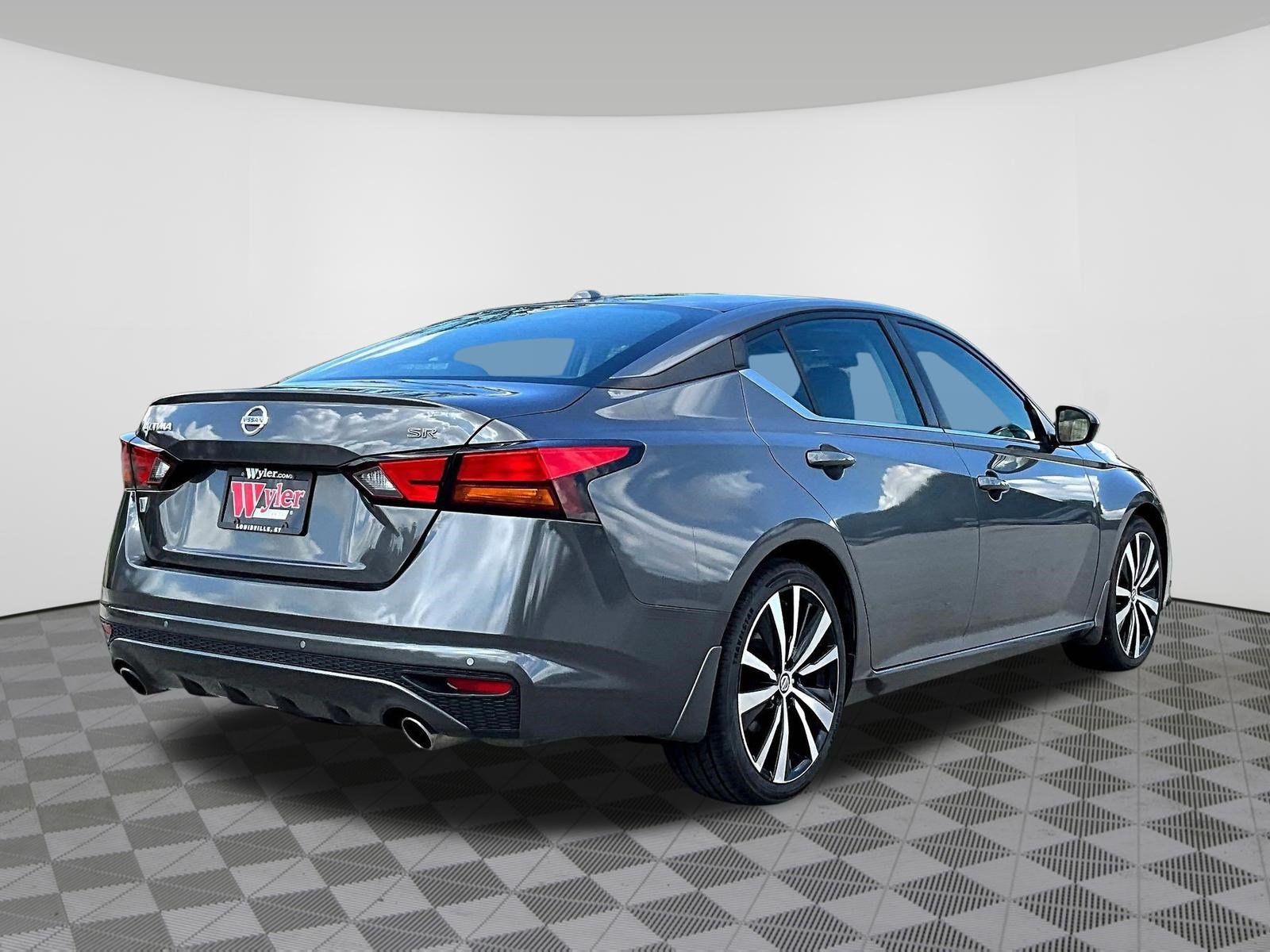 Certified 2022 Nissan Altima 2.5 SR FWD image 6