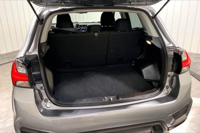 Used 2025 Mitsubishi Outlander Sport AWD image 37