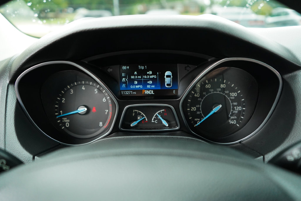 Used 2018 Ford Focus SE FWD image 25