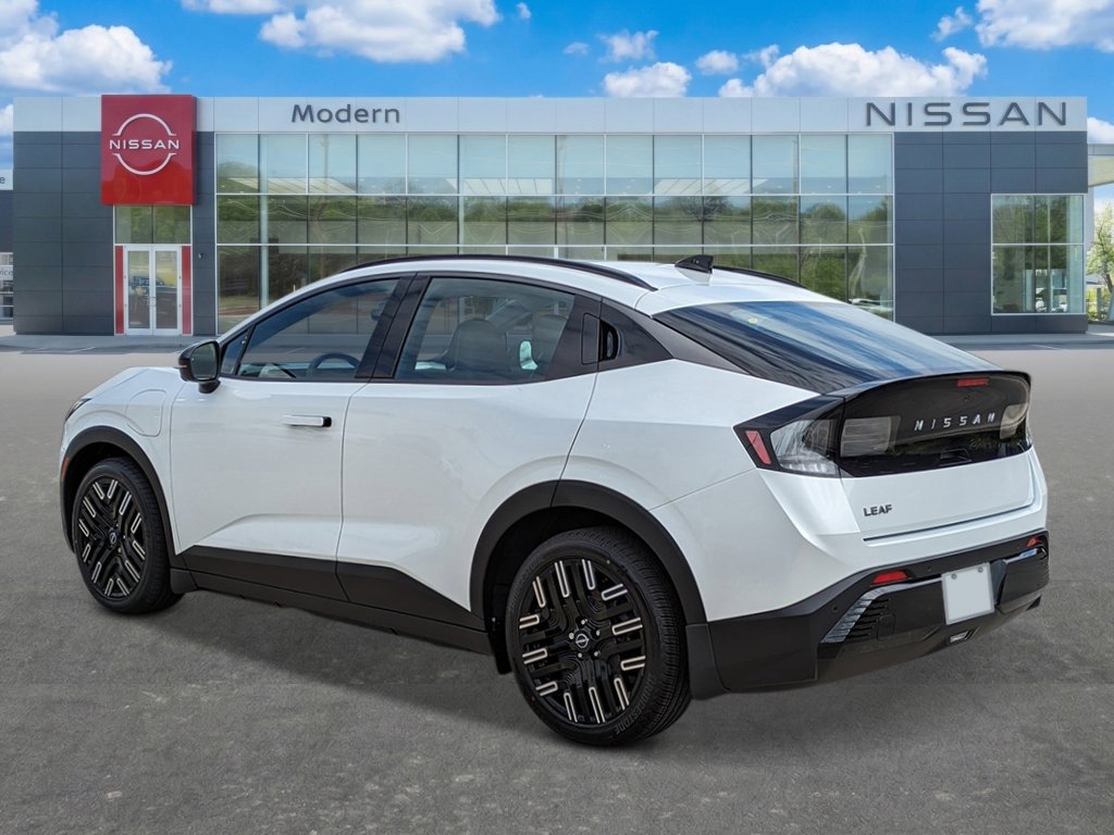 New 2026 Nissan Leaf Platinum+ w/ Cargo Package (Platinum+) image 3