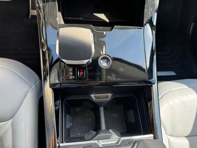 Used 2024 Land Rover Range Rover Sport Dynamic SE image 14