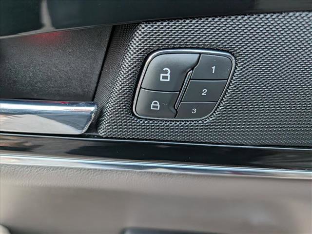 Certified 2022 Lincoln Nautilus Reserve image 30