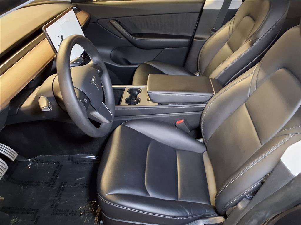 Used 2022 Tesla Model Y Performance image 11