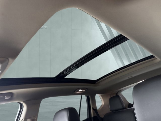 Used 2017 Buick Envision Premium w/ Driver Confidence Package image 18