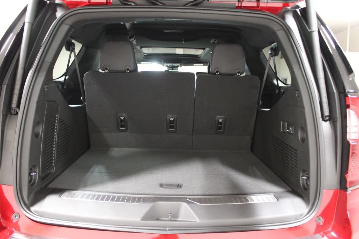 New 2026 GMC Yukon XL AT4 w/ AT4 Premium Plus Package AWD/4WD image 12