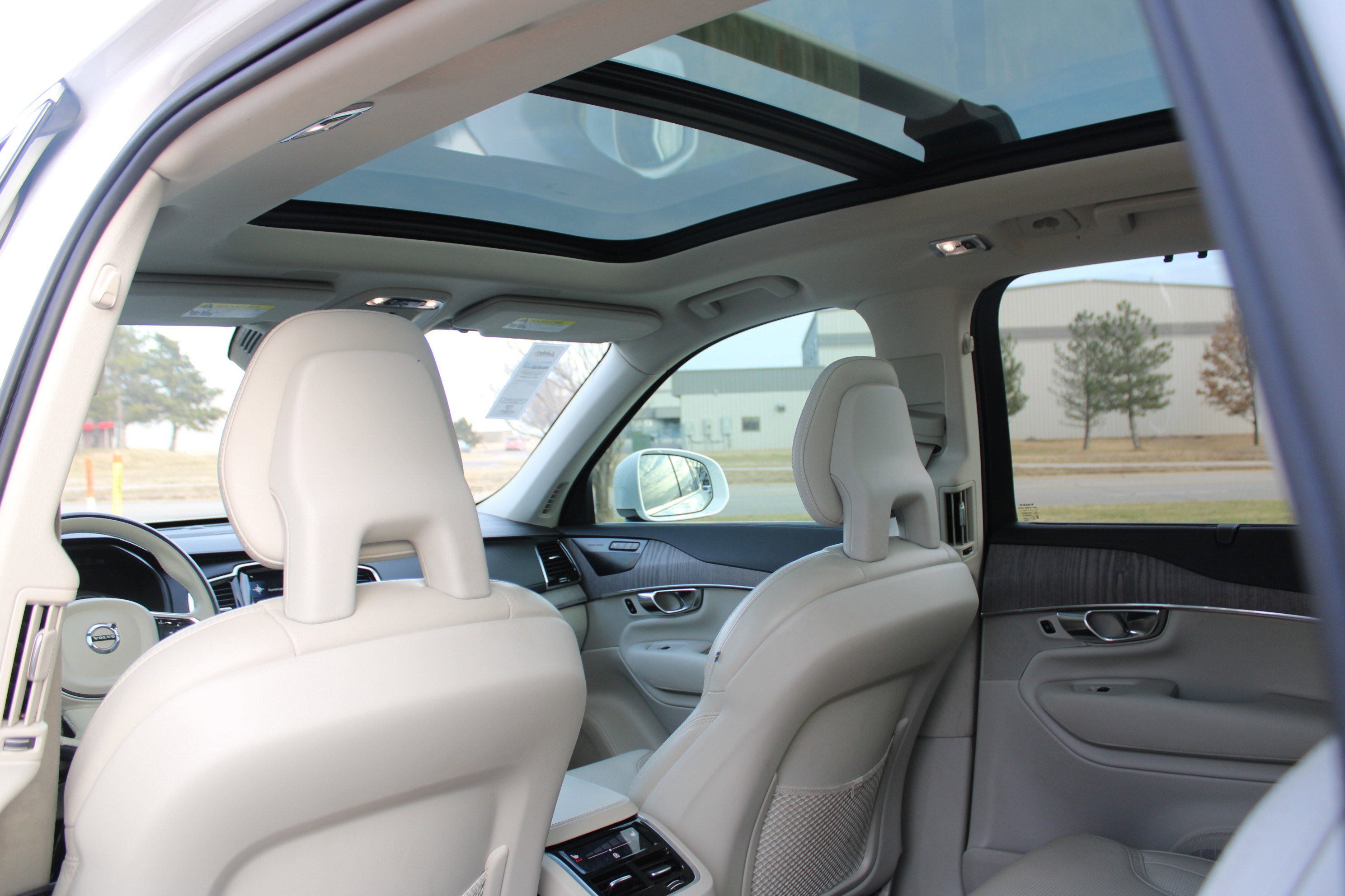 Used 2021 Volvo XC90 T8 Inscription w/ Advanced Package image 35