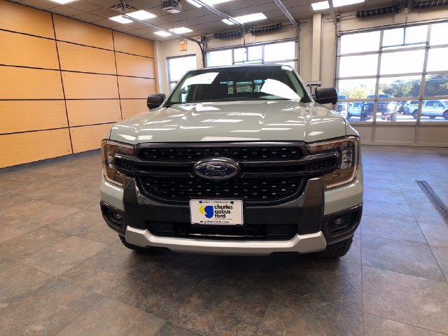 Used 2024 Ford Ranger XLT w/ Technology Package AWD/4WD image 2