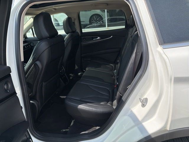 Certified 2022 Lincoln Nautilus Reserve w/ Luxury Package image 22