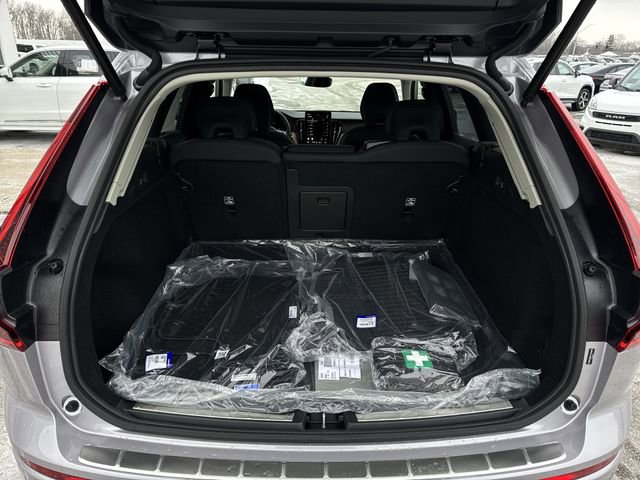 New 2026 Volvo XC60 B5 Plus w/ Protection Package Premier AWD/4WD image 26