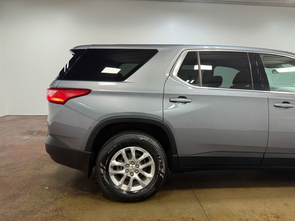 Used 2020 Chevrolet Traverse LS image 33