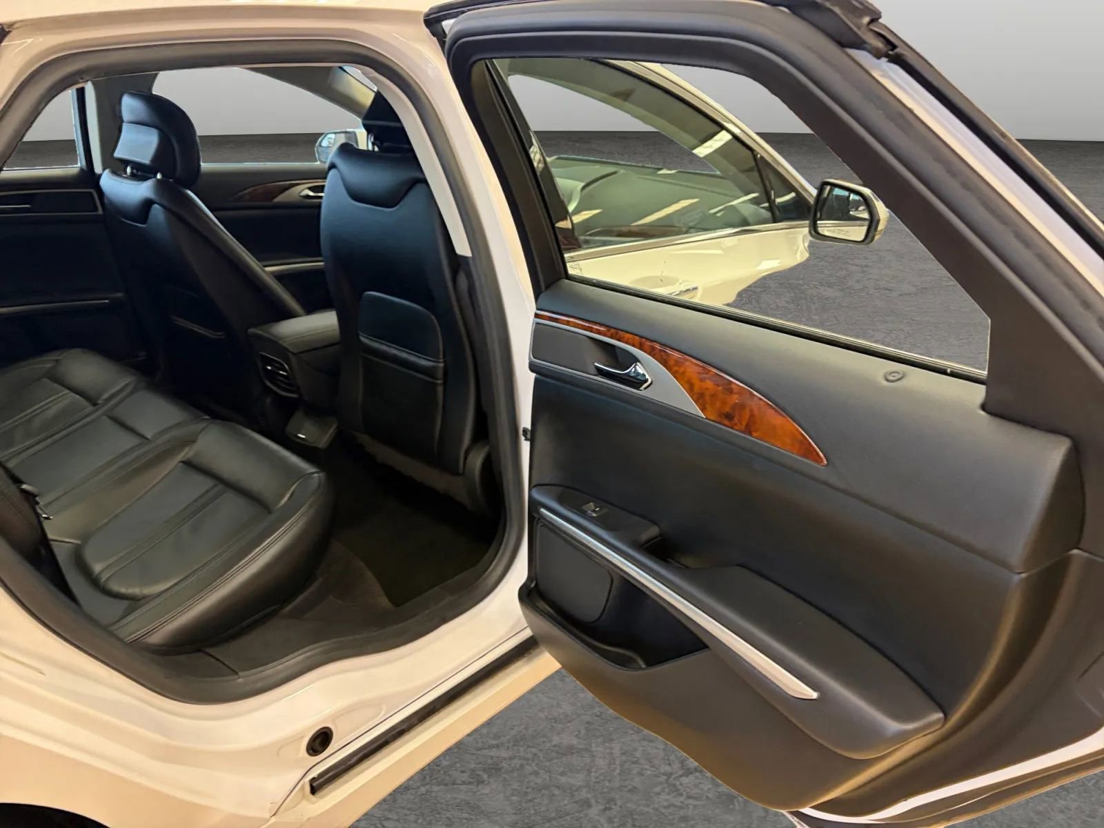 Used 2015 Lincoln MKZ AWD w/ Equipment Group 101A Select image 54