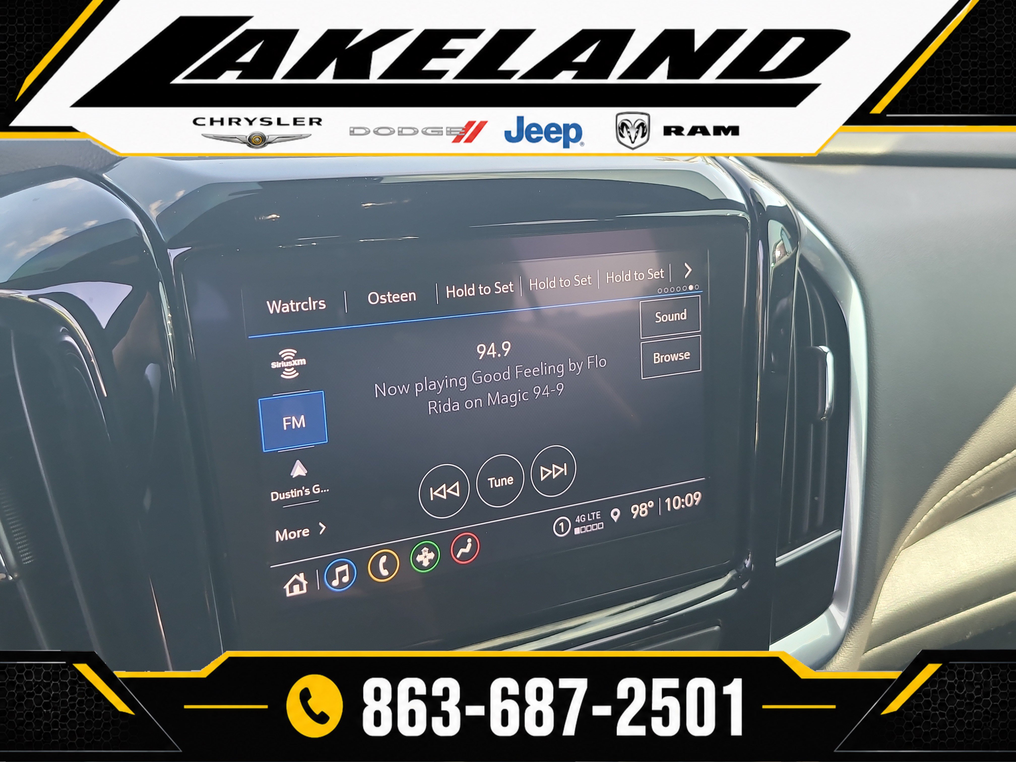 Used 2023 Chevrolet Traverse LT AWD/4WD image 21