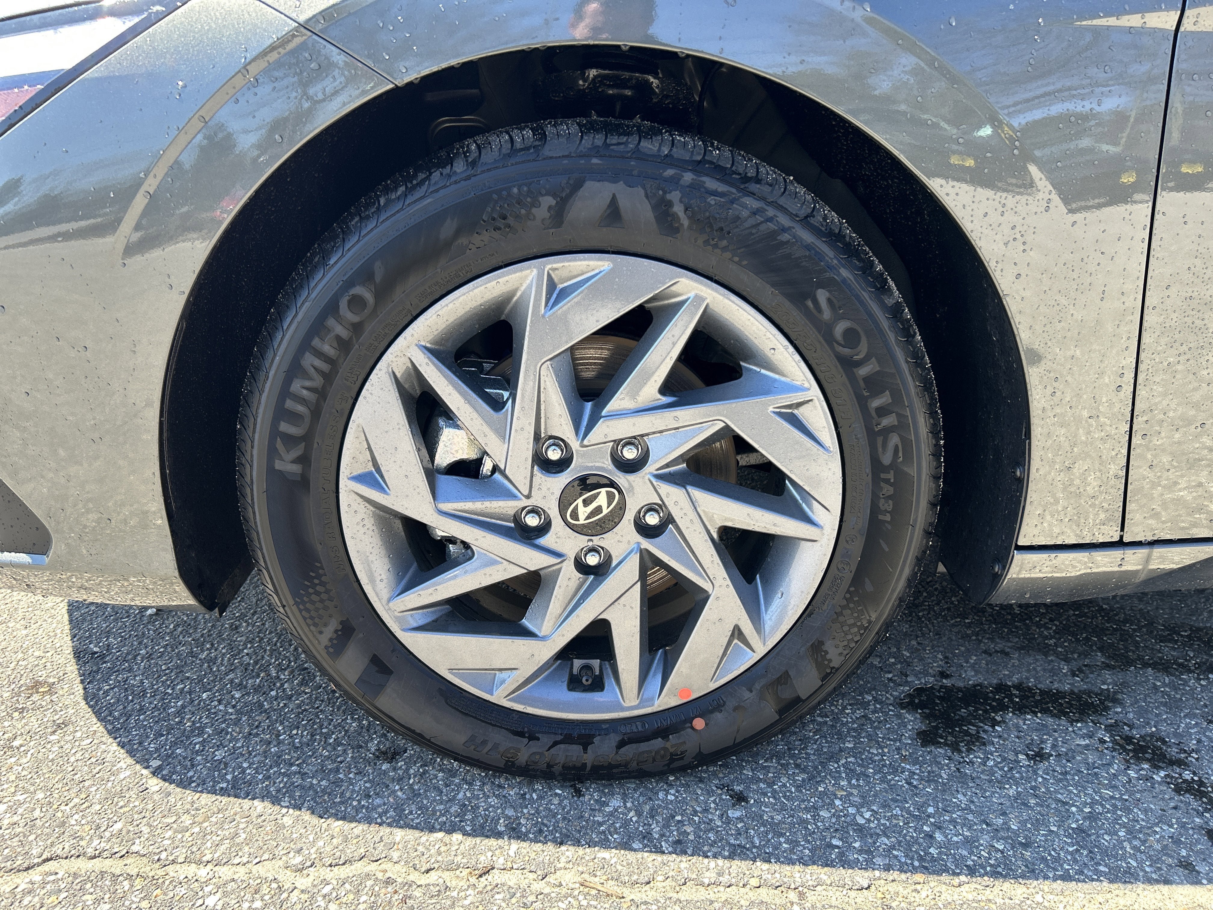 New 2026 Hyundai Elantra Hybrid FWD image 11