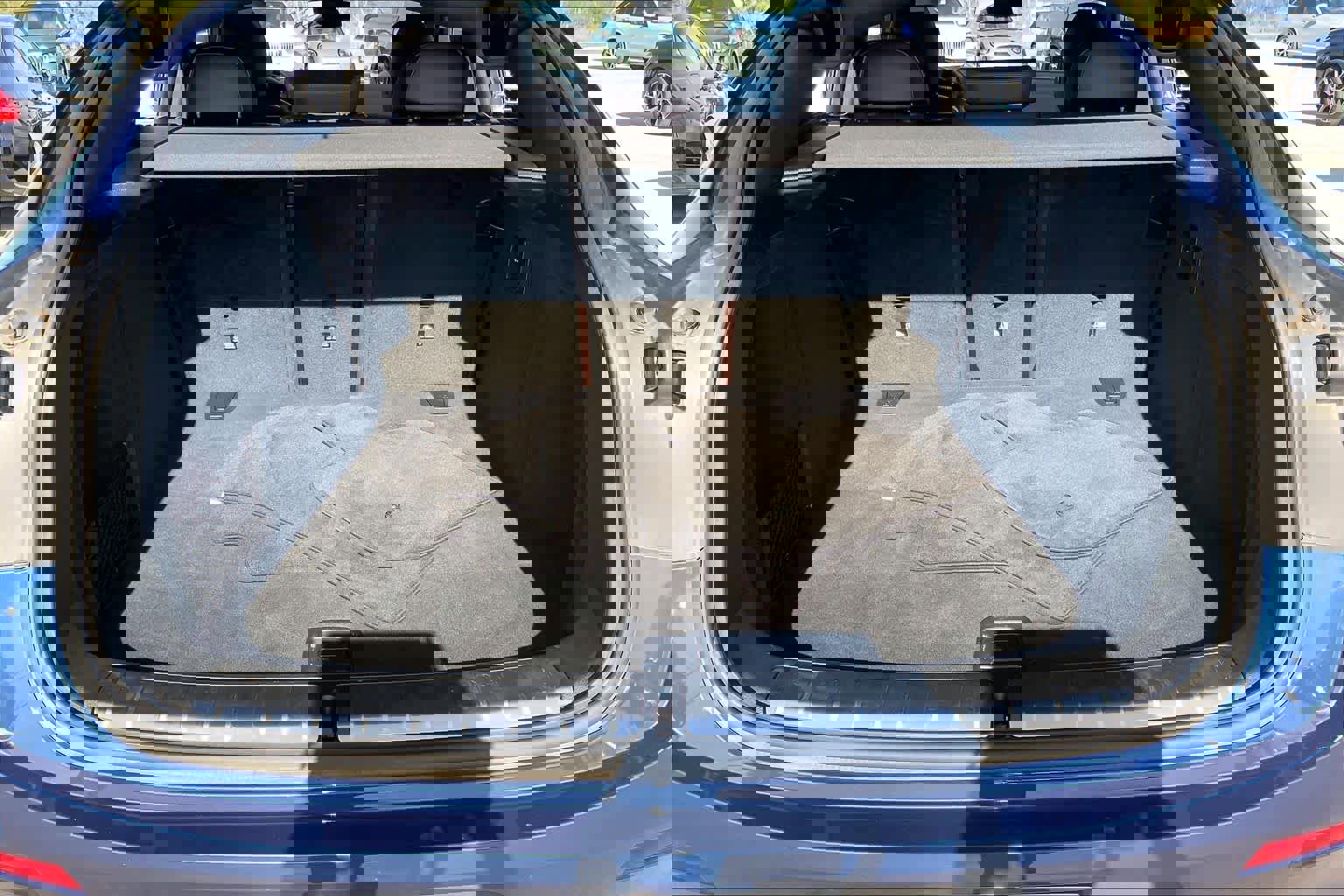 Used 2024 BMW X4 xDrive30i w/ Premium Package image 34