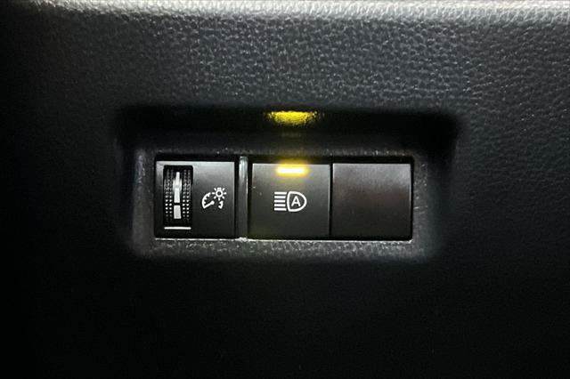 Certified 2024 Toyota RAV4 LE AWD/4WD image 29