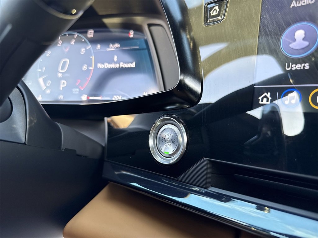 Used 2023 Chevrolet Corvette Stingray Premium Conv w/ Z51 Performance Package image 17