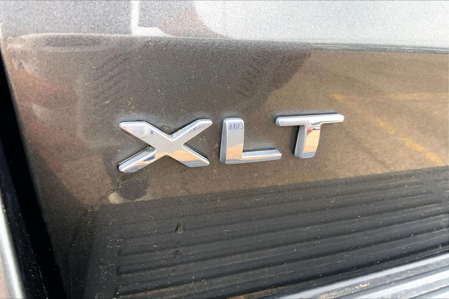 Used 2019 Ford Expedition Max XLT w/ Equipment Group 202A RWD image 30