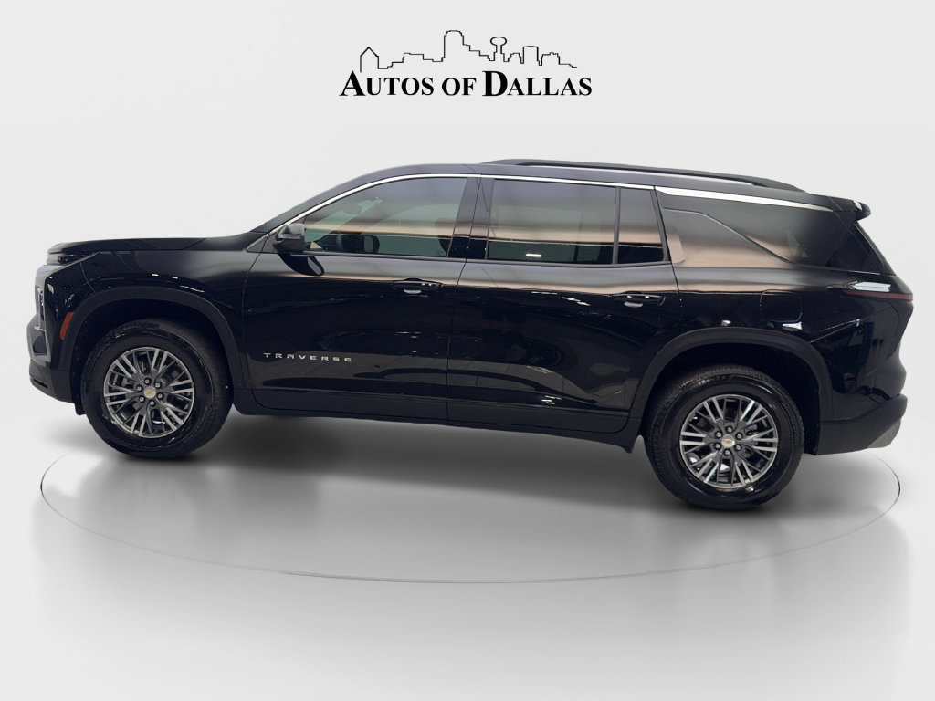 Used 2026 Chevrolet Traverse LT FWD image 6