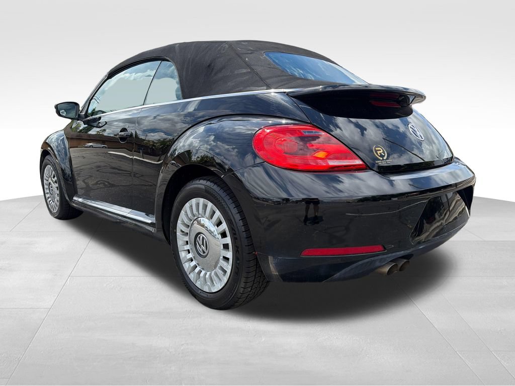 Used 2013 Volkswagen Beetle 2.5 FWD image 3