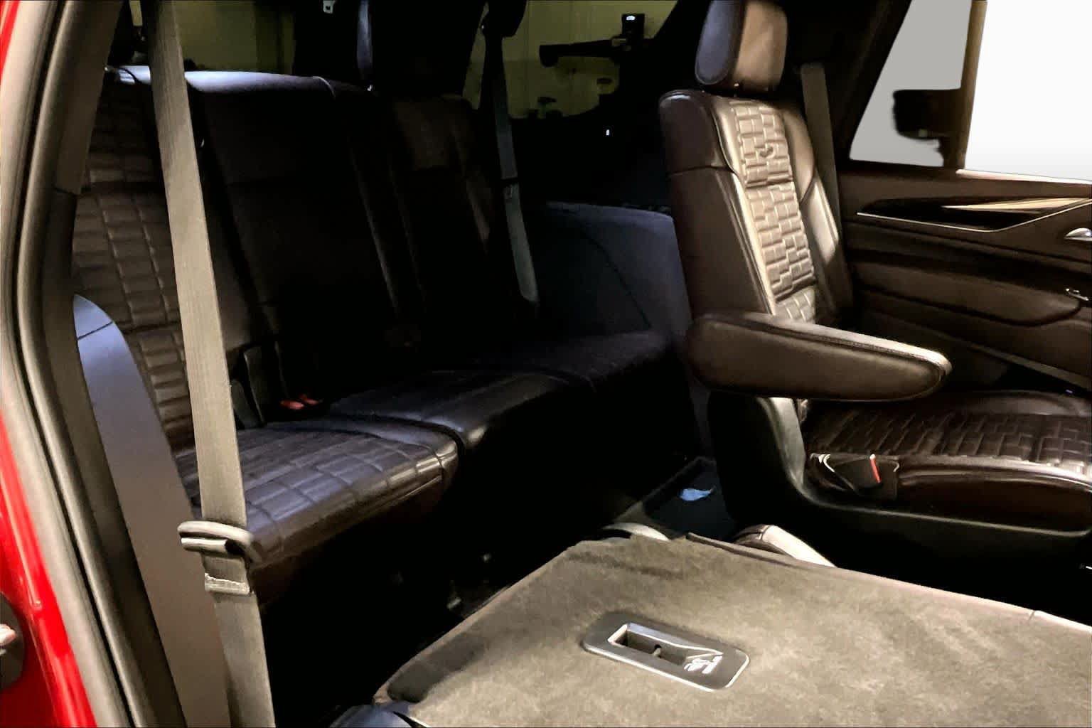 Used 2023 Cadillac Escalade Sport Platinum AWD/4WD image 20