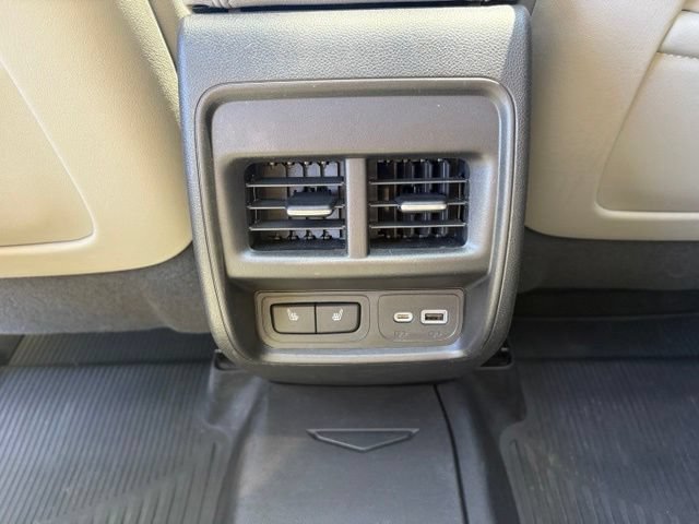 Certified 2023 Cadillac XT4 Premium Luxury w/ Enhanced Visibility Package AWD/4WD image 18