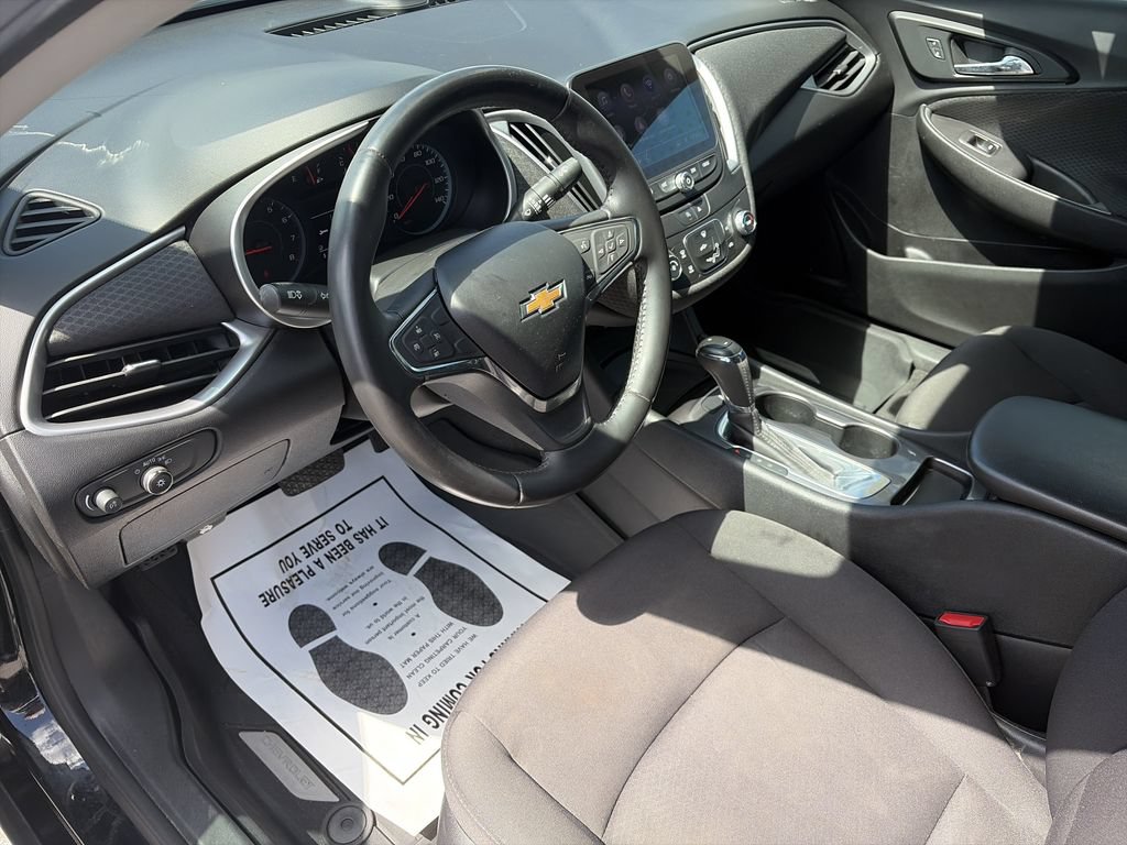 Used 2020 Chevrolet Malibu RS FWD image 11