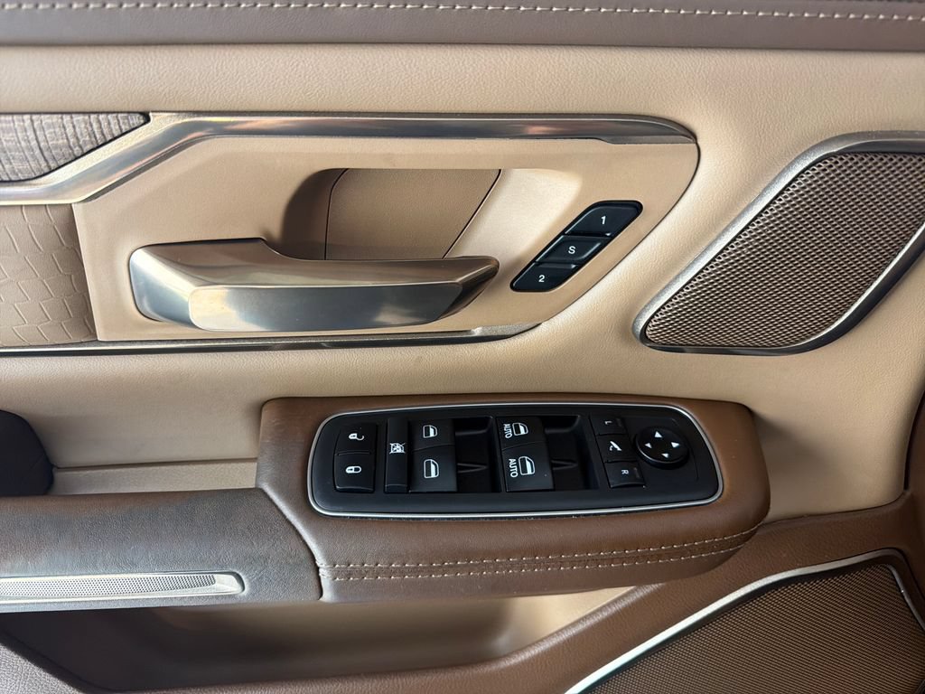 Used 2019 RAM 1500 Limited AWD/4WD image 15