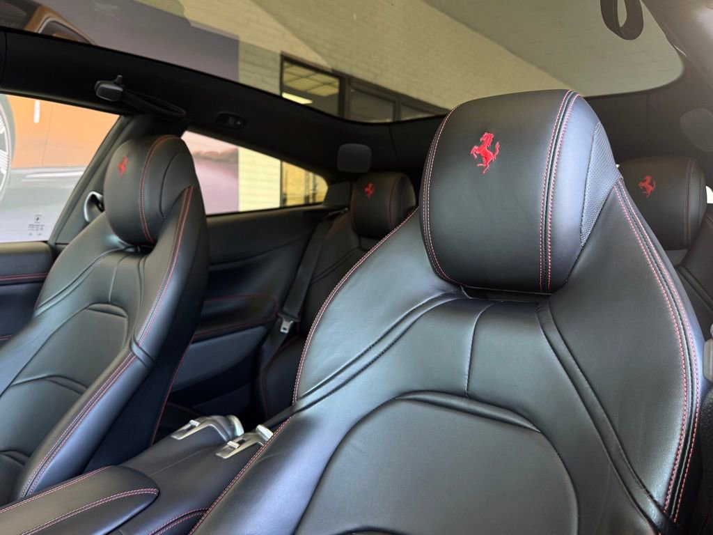 Used 2018 Ferrari GTC4Lusso T image 10