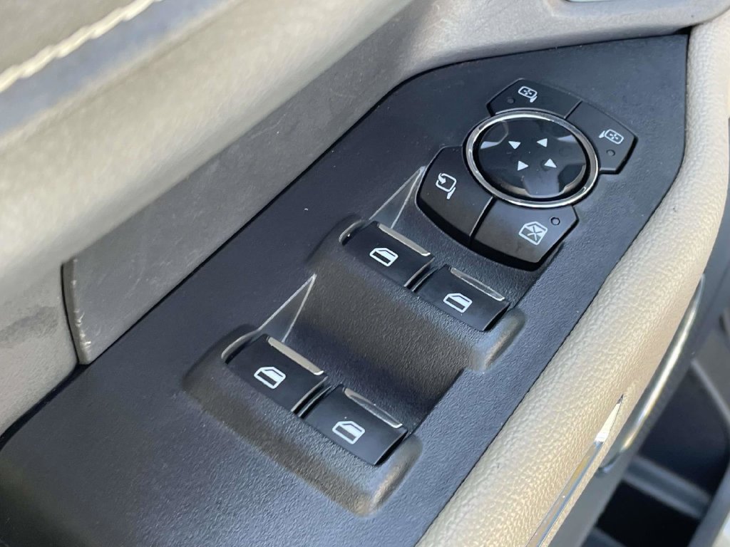 Used 2024 Ford Expedition Limited AWD/4WD image 27