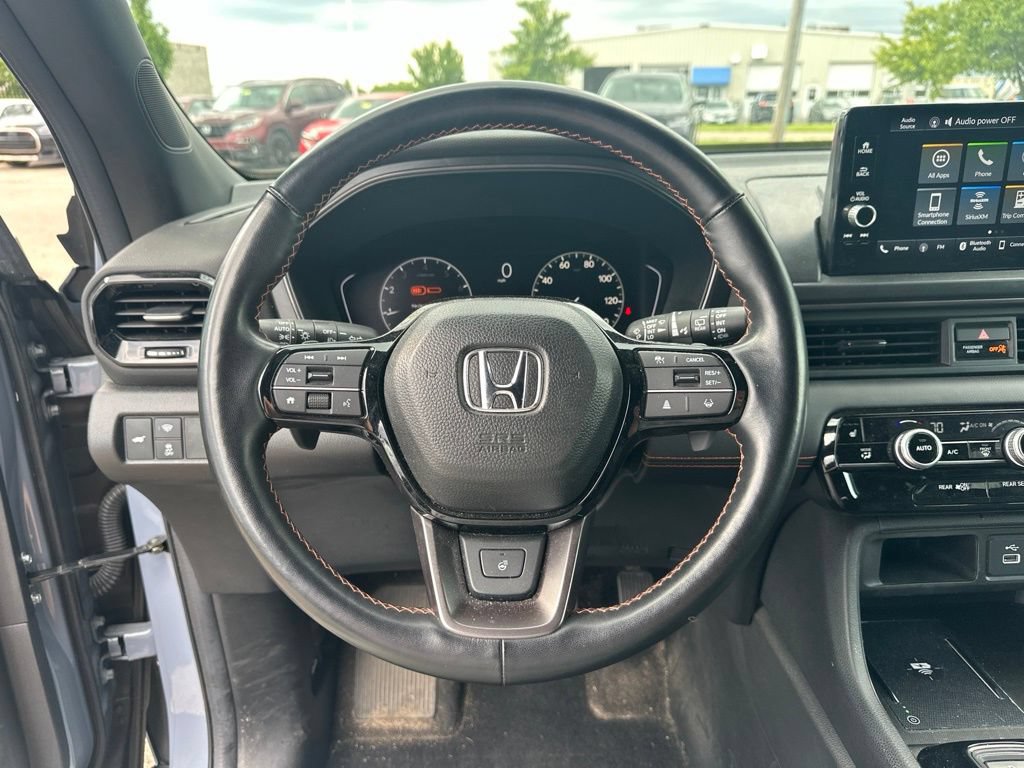 Used 2023 Honda Pilot TrailSport image 22
