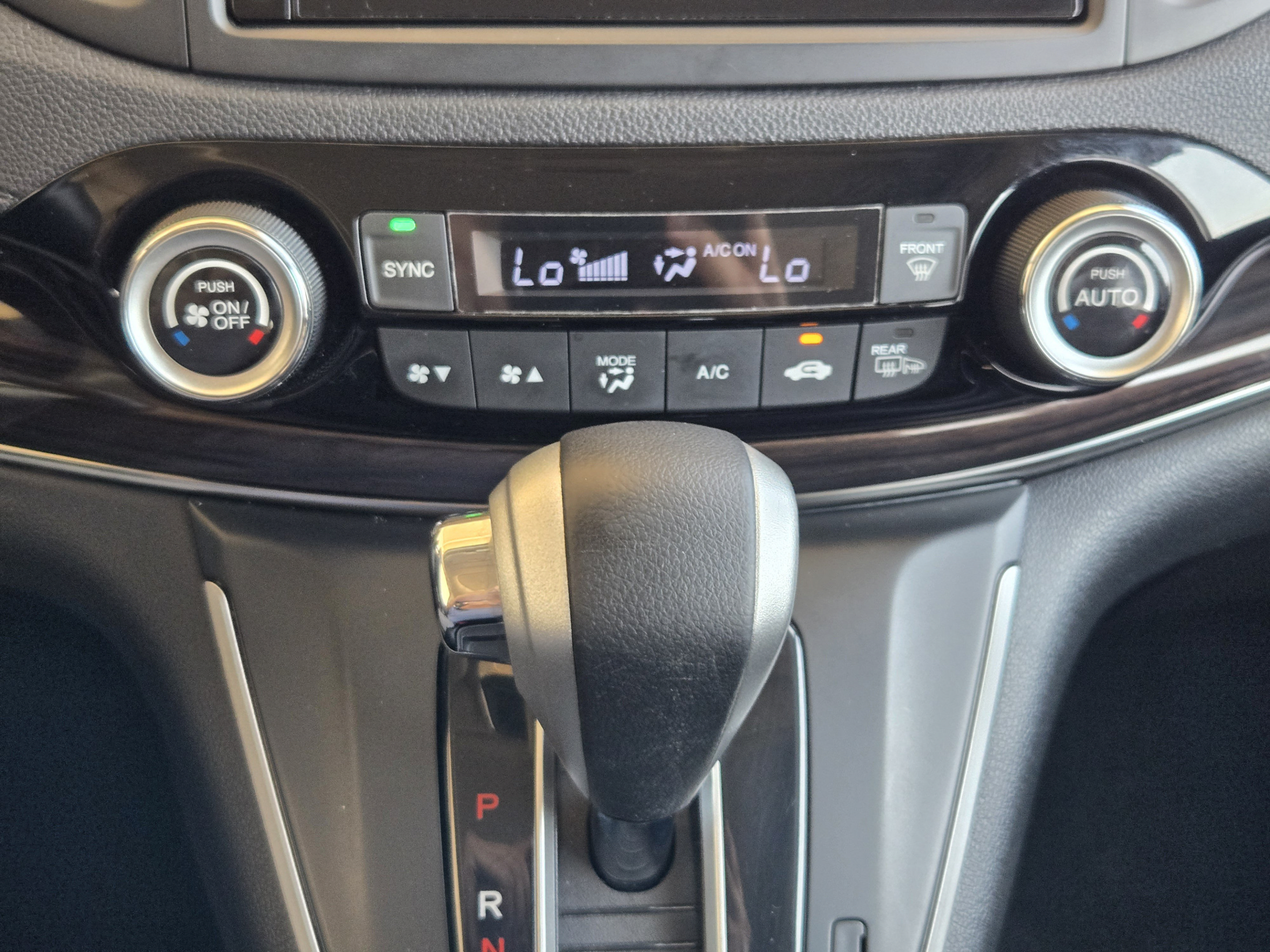 Used 2015 Honda CR-V EX-L image 17