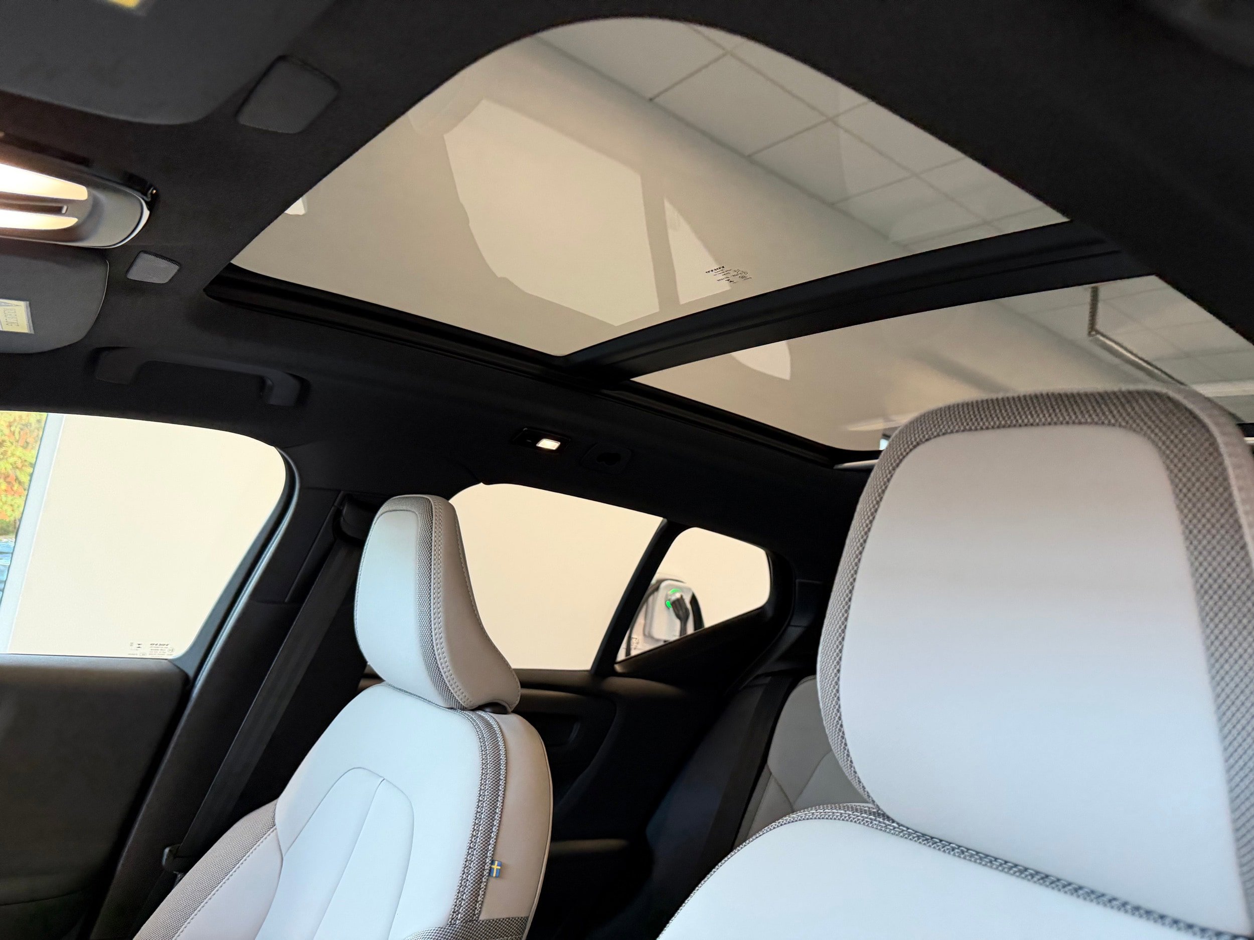 New 2026 Volvo EX40 Plus w/ Climate Package RWD image 11