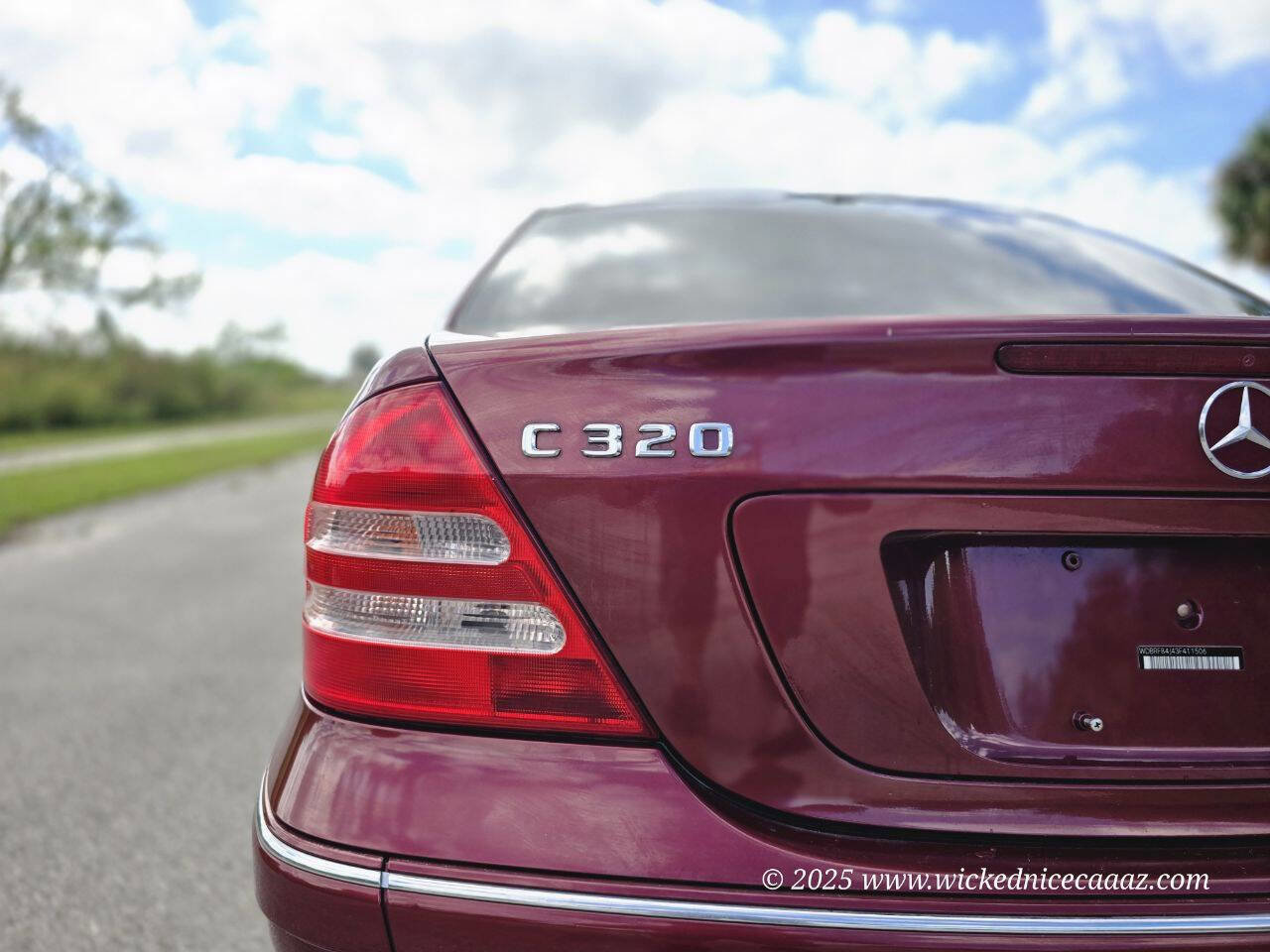 Used 2003 Mercedes-Benz C 320 4MATIC Sedan image 14