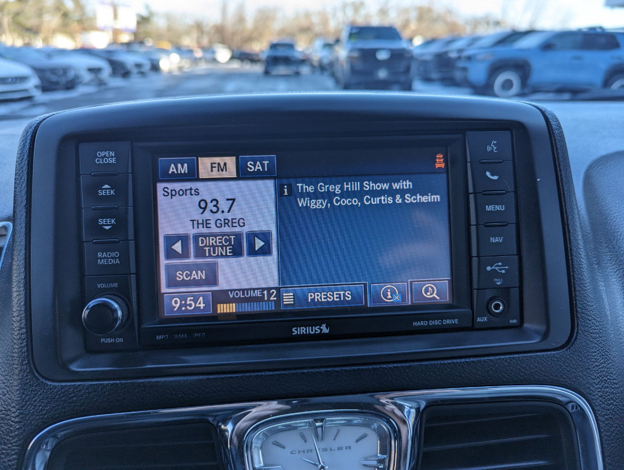 Used 2013 Chrysler Town & Country Touring image 21